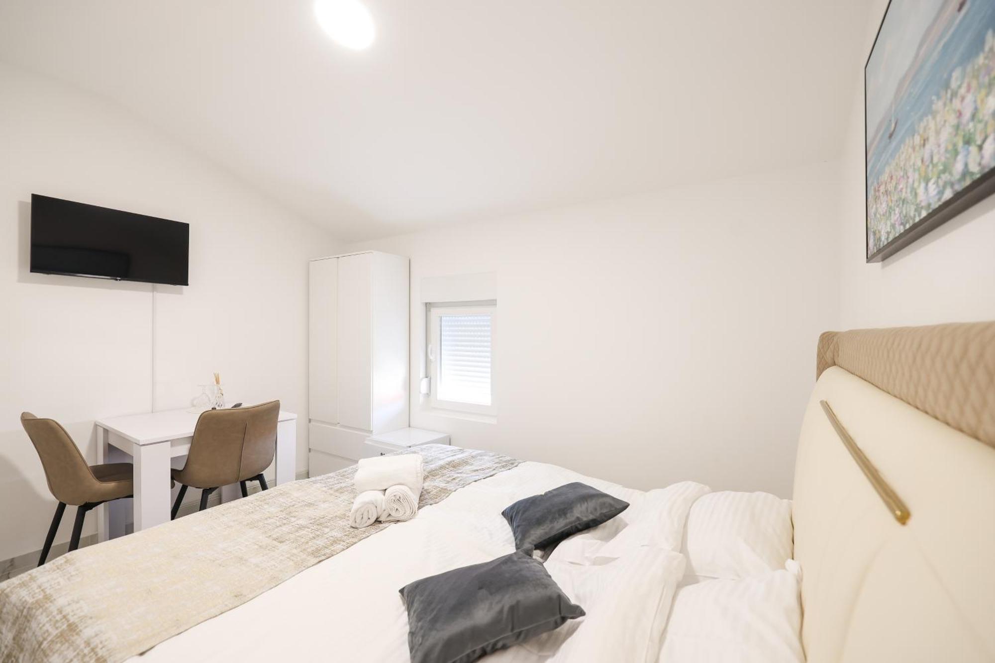 Premium Rooms Prince Zara Esterno foto