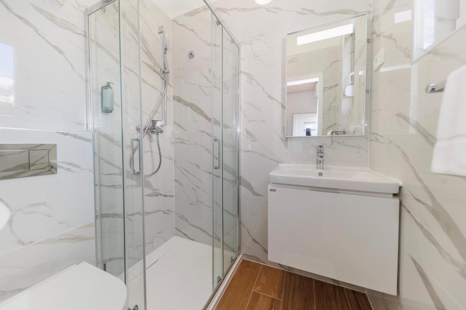 Premium Rooms Prince Zara Esterno foto